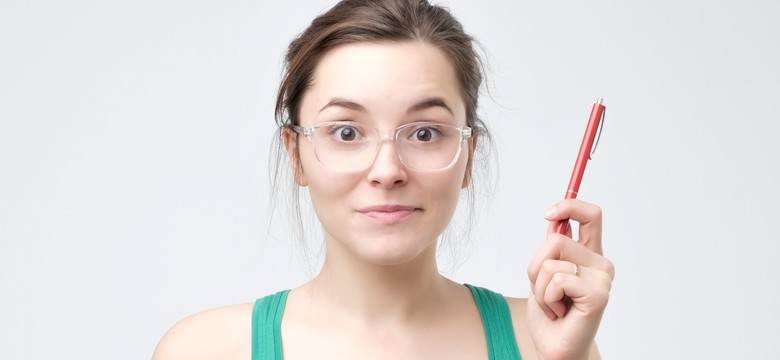 Bardzo trudny quiz z wiedzy o społeczeństwie. Musisz wysilić szare komórki, by zdobyć 15/20