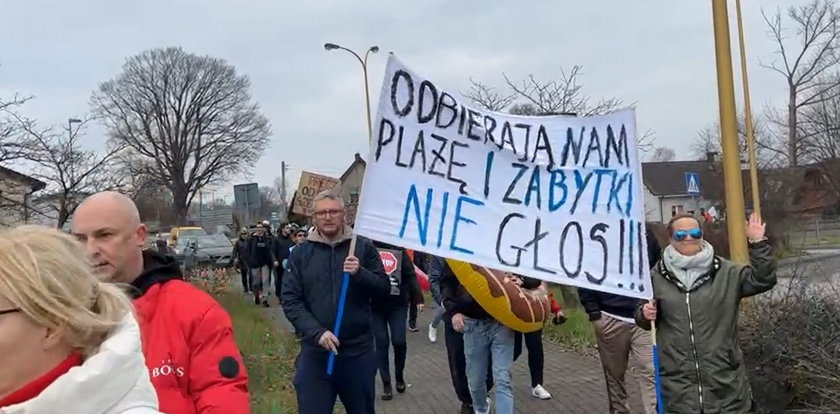 W Świnoujściu wrze. Przez decyzję rządu kilkaset osób może stracić pracę!