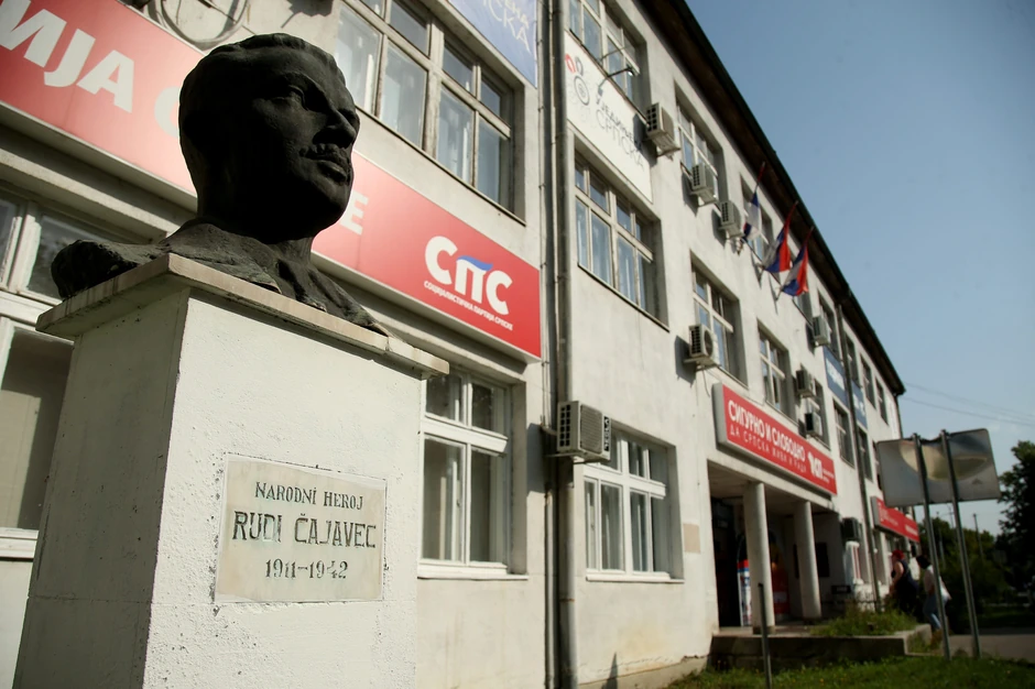 Čajavec, spomenik Rudi Čajavec