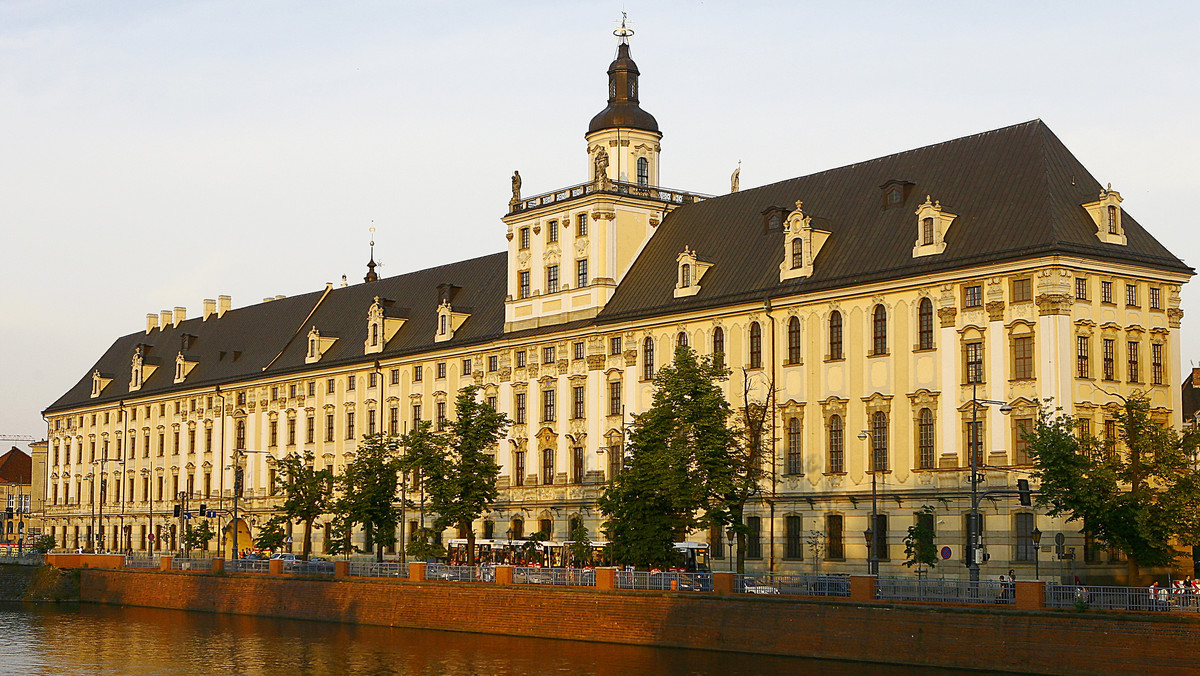 Charków, Kijów i Odessa – to jedne z najważniejszych ośrodków akademickich Ukrainy. W tych miastach przedstawiciele projektu "Teraz Wrocław" (ARAW) wraz z uczelniami partnerskimi wezmą udział w najważniejszych targach edukacyjnych.