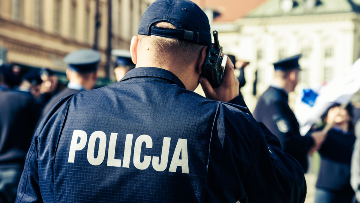 Warszawa: policjanci przechodzą na L4