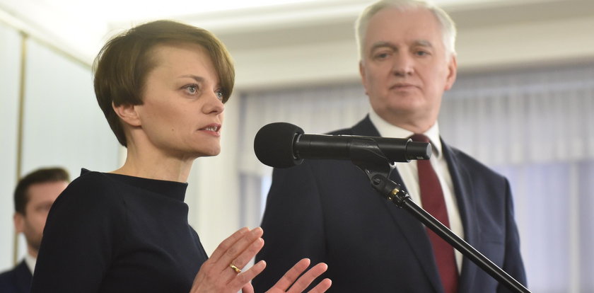 Rzuciła Gowina, zostanie u Morawieckiego?