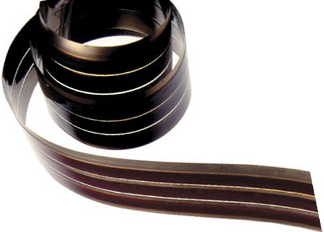 PowerPlastic: Wytwarza energię nawet ze słabego światła