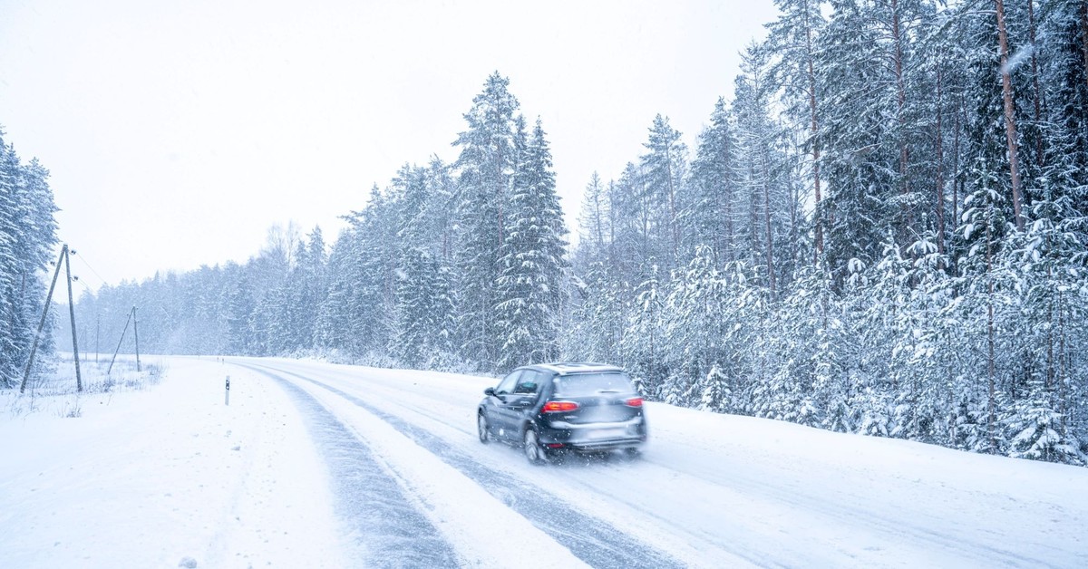 IMiGW alarmuje: Zamiecie i zawieje śnieżne prawie w całej Polsce