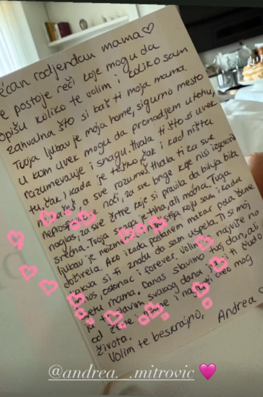 Milica Mitrović proslavila rođendan u Londonu