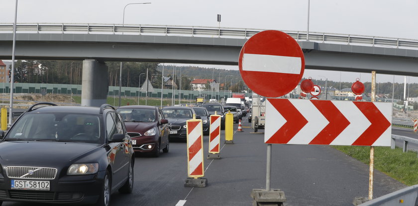 Kierowcy klną na potęgę. Paraliż trójmiejskiej obwodnicy. W korkach traci się nawet godzinę!