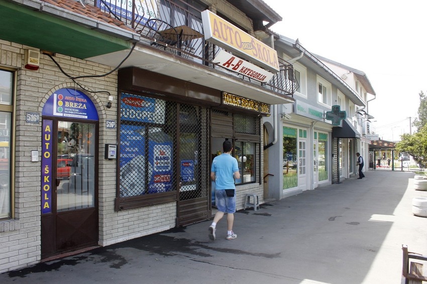 Lokal u kom je M.V. teško povređena