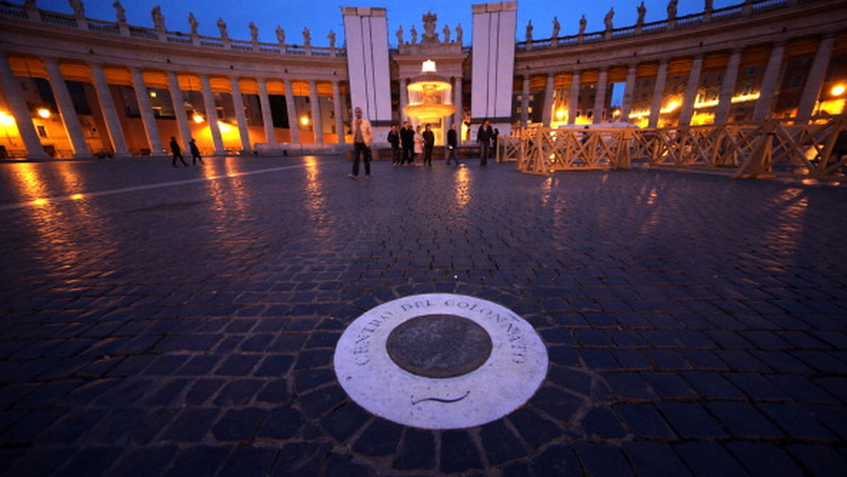 Watykan będzie obecny na Biennale Sztuki w Wenecji. W pawilonie Stolicy Apostolskiej otwartym od czerwca do listopada 2013 r. swe dzieła wystawi dziesięciu artystów z całego świata, a obok znanych nazwisk pojawią się debiutanci.