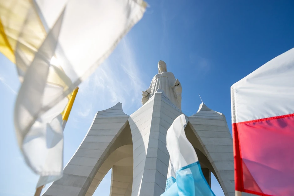 Kip Bogorodice, najviši na svetu
