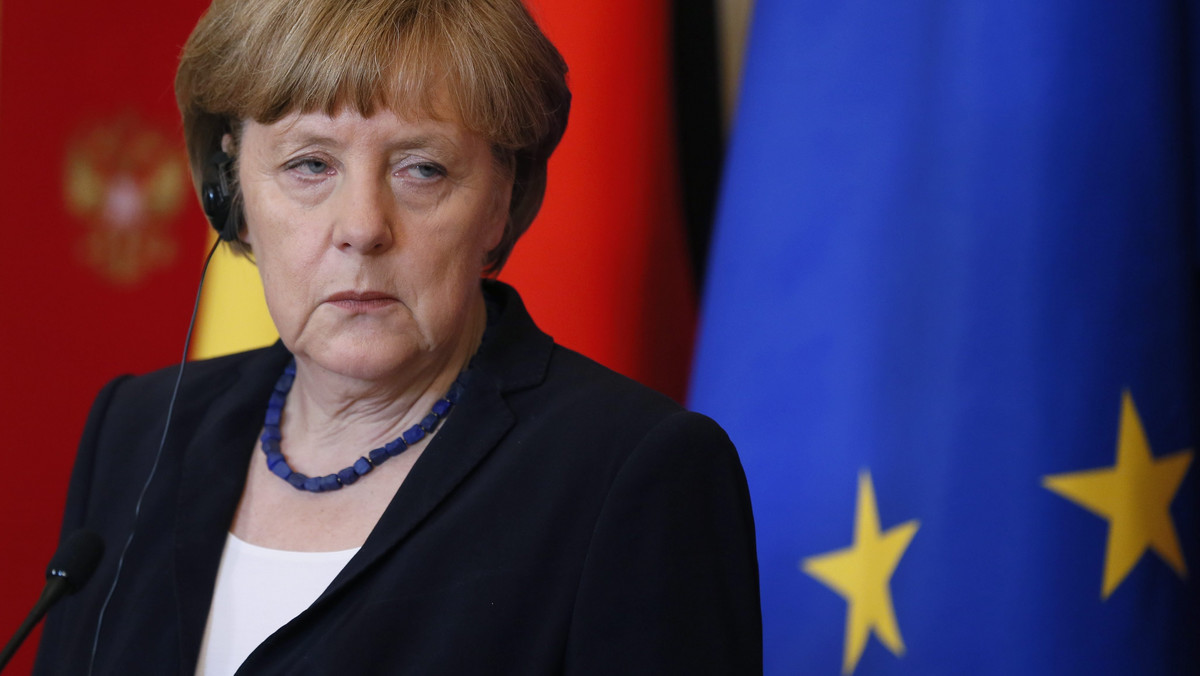 Niemiecka kanclerz Angela Merkel broniła podczas spotkania z młodzieżą w Berlinie dostaw sprzętu wojskowego dla Izraela, uzasadniając to wynikającą z historii szczególną odpowiedzialnością Niemiec za bezpieczeństwo państwa żydowskiego.