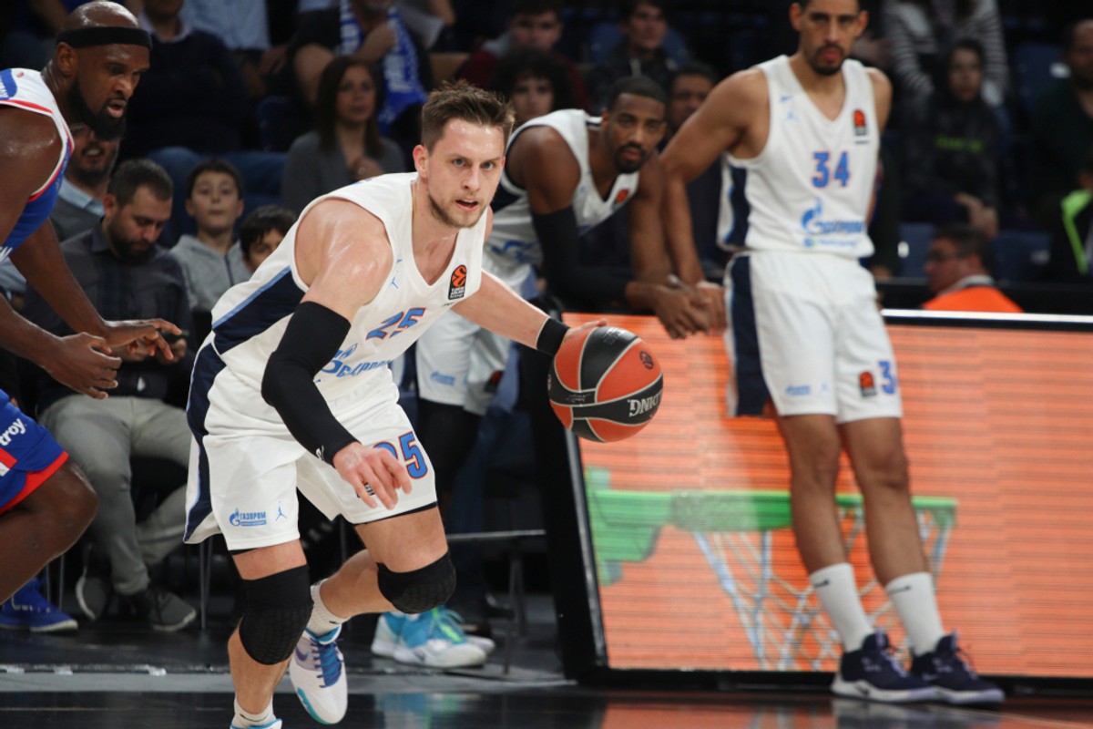 Euroliga koszykarzy: Ponitka pomógł Zenitowi wygrać z Baskonią