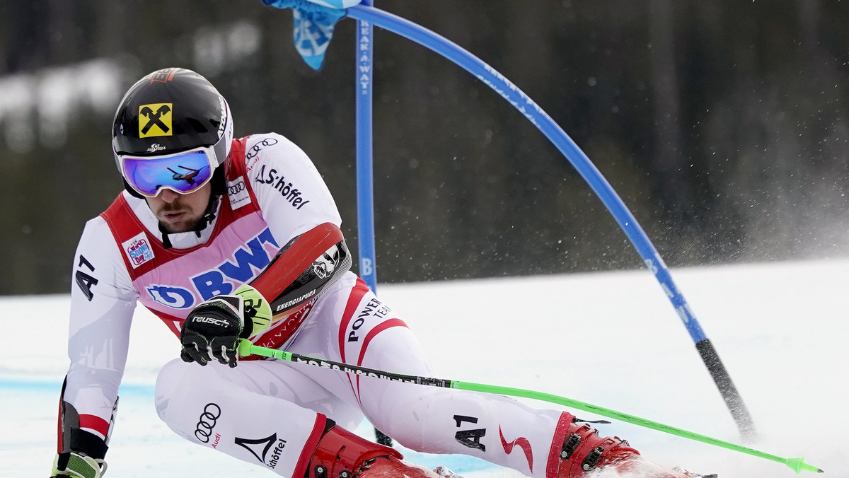 Austriak Marcel Hirscher wygrał slalom gigant alpejskiego Pucharu Świata w amerykańskim Beaver Creek. Drugie miejsce zajął Norweg Henrik Kristoffersen, a trzecie prowadzący po pierwszym przejeździe Niemiec Stefan Luitz. Polacy nie startowali.