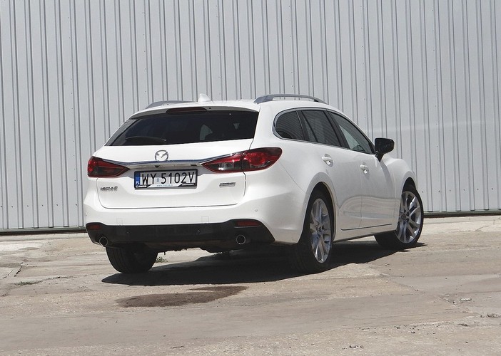 Mazda 6
