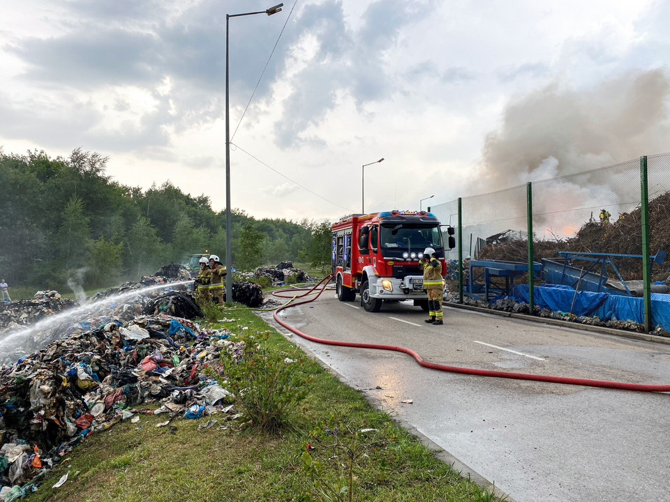 Pożar odpadów w Siedliskach