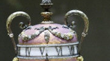 Faberge: najdroższe jajka świata [GALERIA]