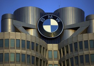 BMW gasi 8.000 radnih mesta