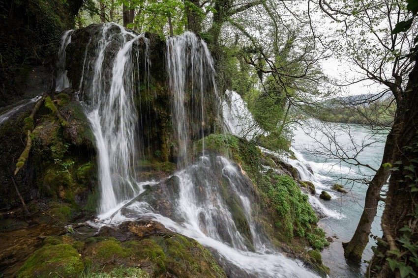 Perućac je idealno mesto za odmor u netaknutnoj prirodi blizu nacionalnog parka Tara