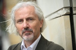 zaciekła bitwa o służby specjalne. najgorsza będzie „powszechna zgoda”