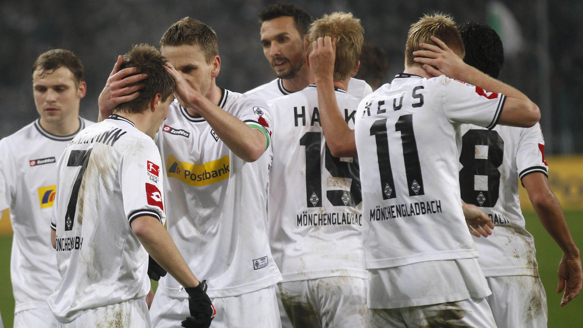 Borussia Moenchengladbach to rewelacja obecnego sezonu Bundesligi. Jak się okazuje, duży wpływ na tę sytuację ma gra w obronie. Piłkarze Luciena Favre'a mogą się pochwalić najmniejszą liczbą straconych bramek wśród zespołów czołowych lig europejskich.