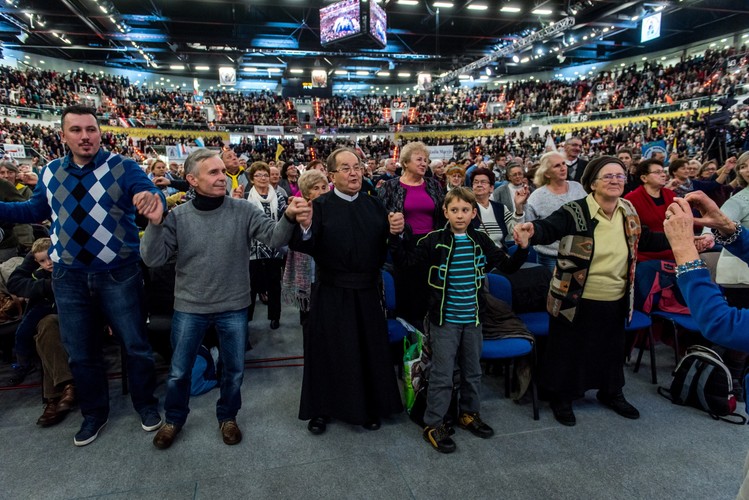 PREZYDENT, RZĄD I OJCIEC RYDZYK NA URODZINACH RADIA MARYJA
