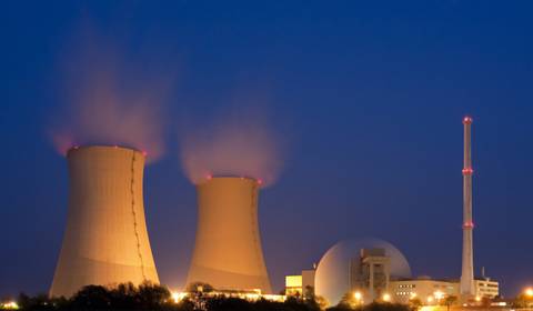 Niemcy lawinowo zamykają elektrownie jądrowe. "To nie ma nic wspólnego z ochroną klimatu"