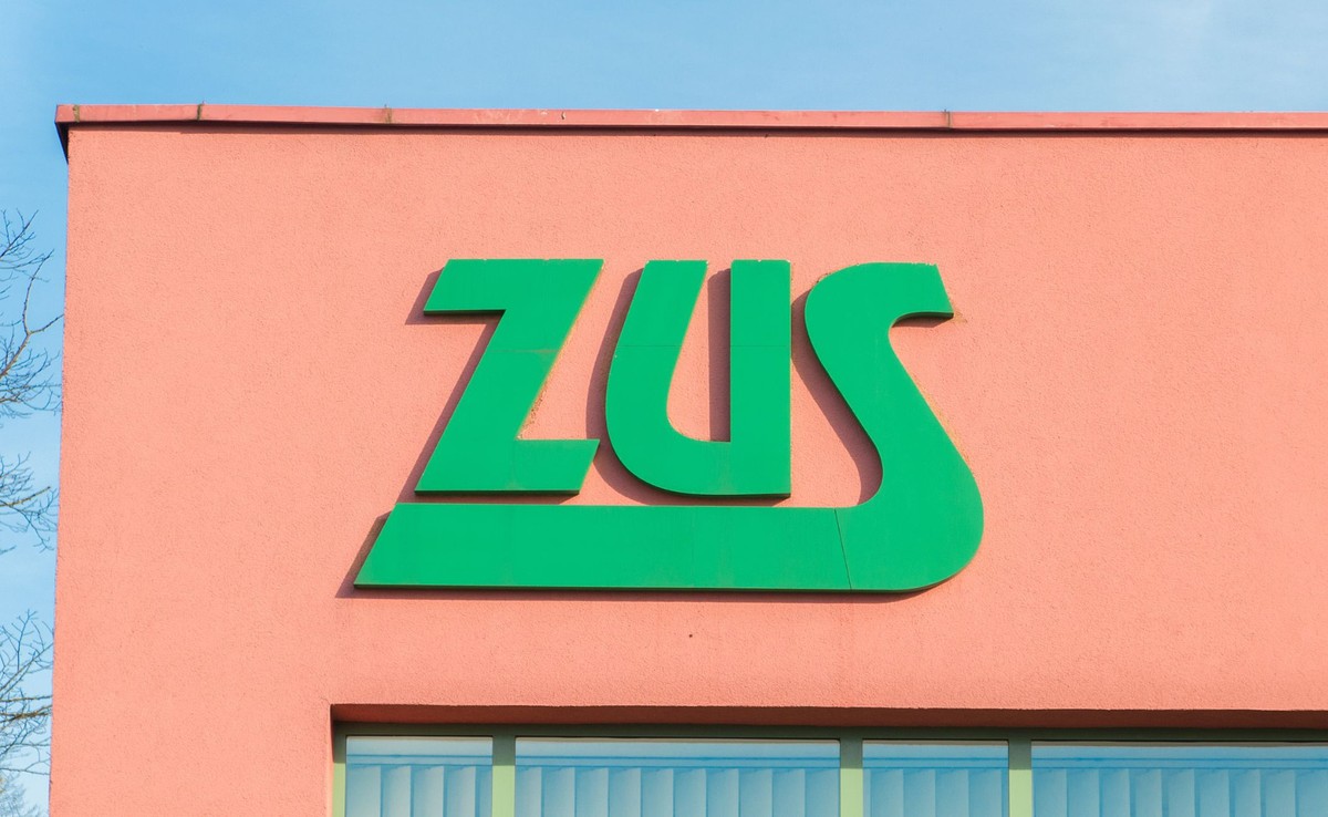 Emerytura i renta po zmarłym. Komu i na jakich zasadach przysługuje niezrealizowane świadczenie