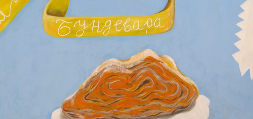 Slatki mural u Sremskim Karlovcima