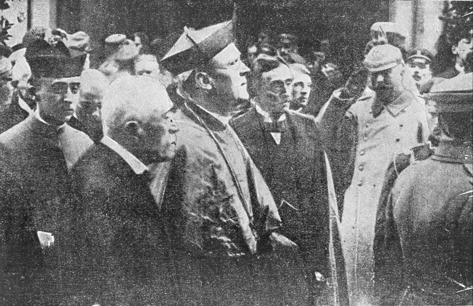 Rada Regencyjna. Od lewej: Józef Ostrowski, abp Aleksander Kakowski i ks. Zdzisław Lubomirski 
