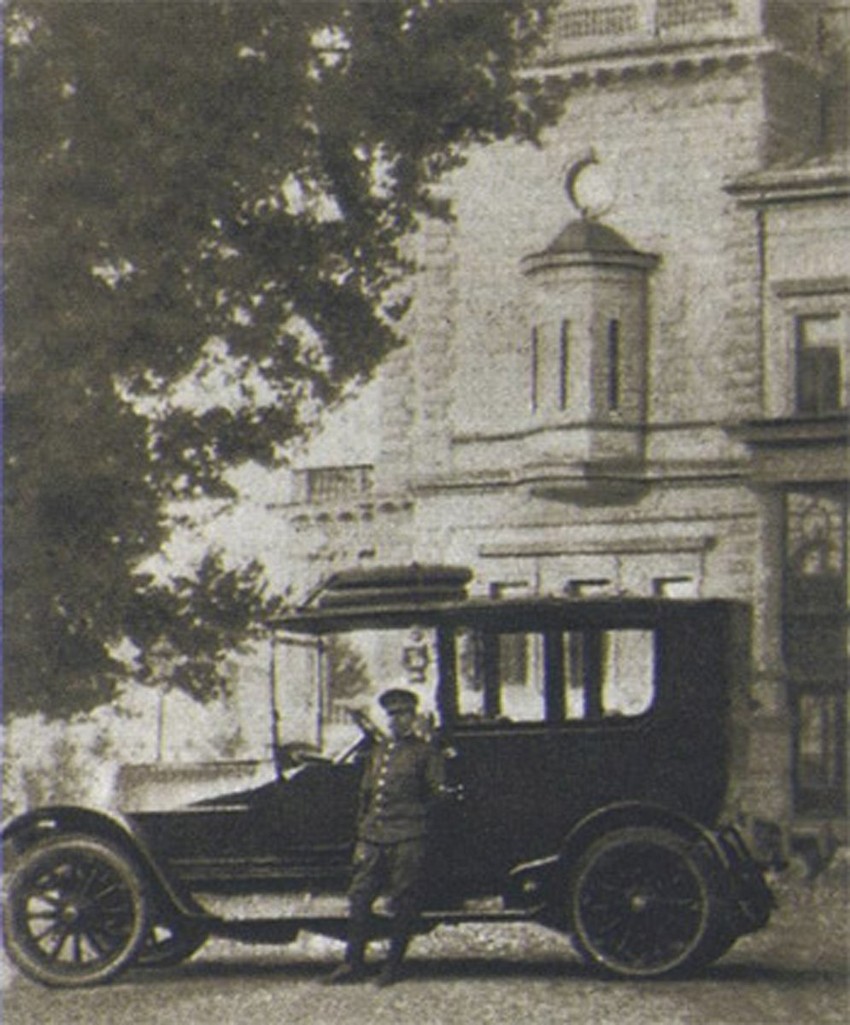 Prvi autobombil u Srbiji