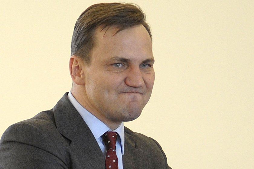 Sikorski o Schetynie: żulik lwowski