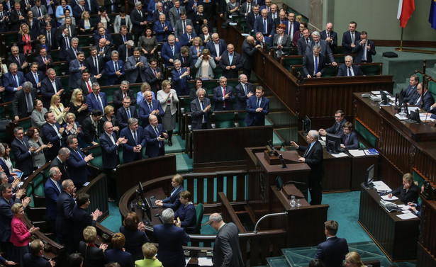 W marcu niezadowolenie z funkcjonowania Sejmu wyraziło 65 proc. respondentów