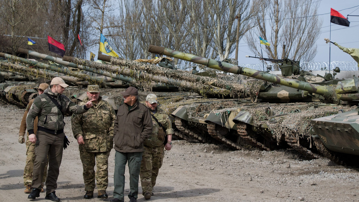 Od początku bieżącego roku w ogarniętym konfliktem z separatystami Donbasie na wschodzie Ukrainy zginęło ponad stu rosyjskich żołnierzy – oświadczył dzisiaj przedstawiciel ukraińskiego wywiadu wojskowego Wadym Skybycki.