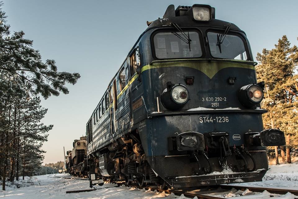 Amerykanie rozładowują ciężki sprzęt