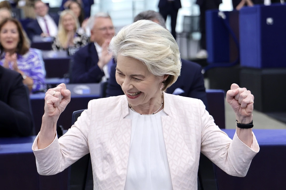  Głosowanie w Parlamencie Europejskim. Ursula von der Leyen pozostanie na stanowisku