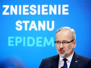 Minister zdrowia Adam Niedzielski ogłasza zniesienie stanu epidemii. Część regulacji podatkowych związanych z COVID-19 przestaje obowiązywać wraz z końcem 2022 r., w którym odwołano stan epidemii