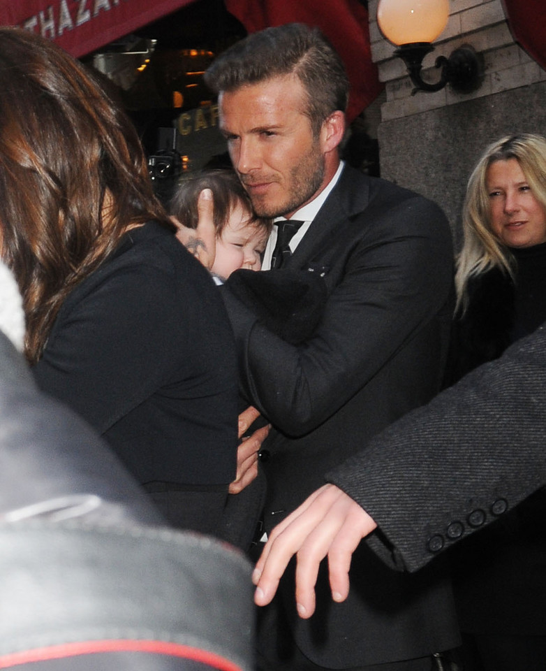 Victoria i David Beckham z córką Harper