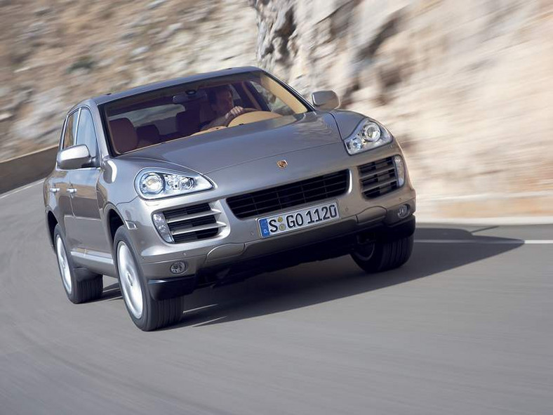 Porsche Cayenne po faceliftingu – oficjalne informacje i zdjęcia