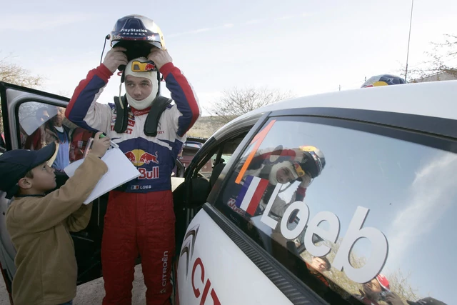 Rajd Meksyku 2010: Sébastien Loeb ucieka, Mikko Hirvonen walczy o awans (relacja z 2. etapu)