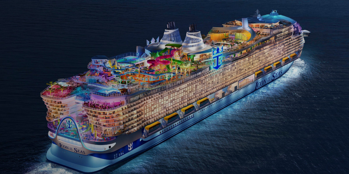 Statek Icon of the Seas to największy na świecie statek wycieczkowy. W niedzielę rano naszego czasu wyrusza w dziewiczy rejs