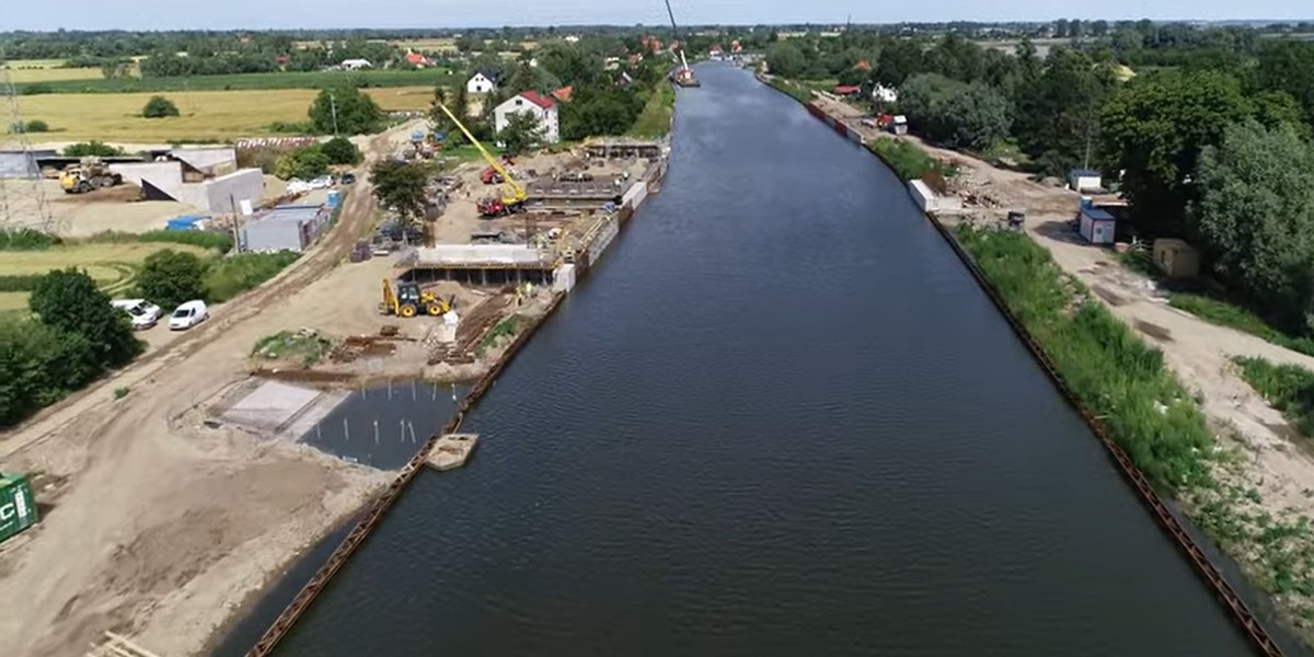 Trwa drugi etap budowy drogi wodnej łączącej Zalew Wiślany z Zatoką Gdańską.