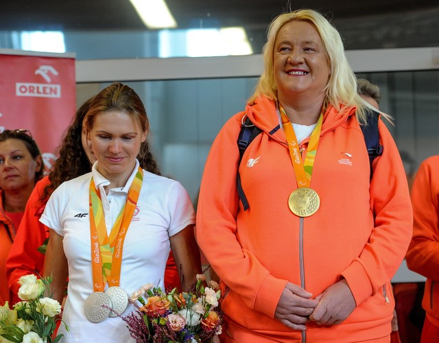 PARAOLIMPIJCZYCY-MEDALIŚCI WRÓCILI DO POLSKI