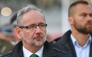 Niedzielski: Od 1 lipca wzrosło wynagrodzenie ponad 250 tys. osób w służbie zdrowia