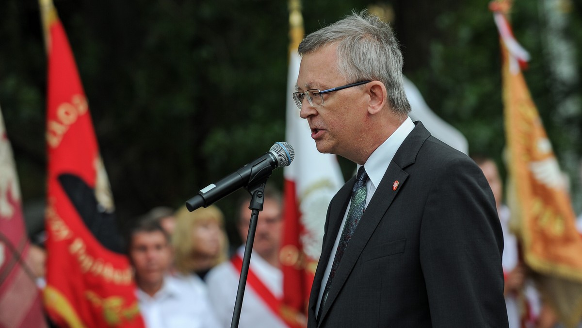 MON kończy prace nad systemowym rozwiązaniem w sprawie opieki zdrowotnej dla "Żołnierzy Niezłomnych", póki on nie powstanie, ministerstwo reaguje na każdy zgłoszony przypadek – powiedział wczoraj posłom wiceszef MON Wojciech Fałkowski.