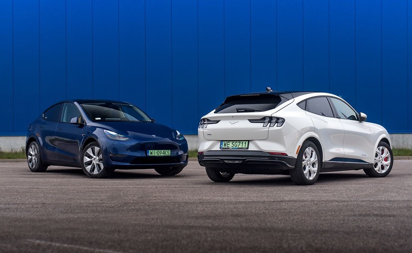 Tesla Model Y i Ford Mustang Mach-E - samochody elektryczne