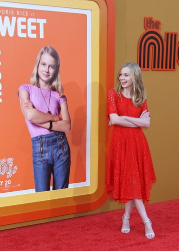 Angourie Rice – filmowa córka Ryana Goslinga