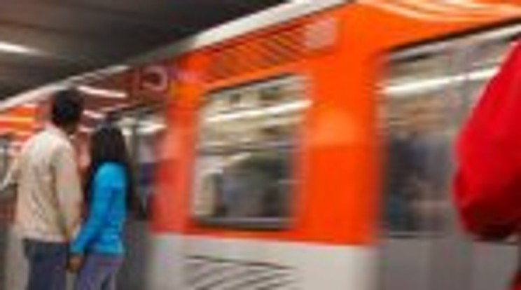 Lefejezte a metró az utast