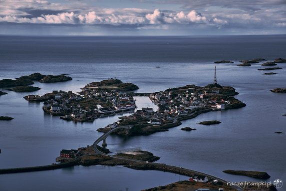 Henningsvær, Lofoty. fot. raczejtrampki.pl 