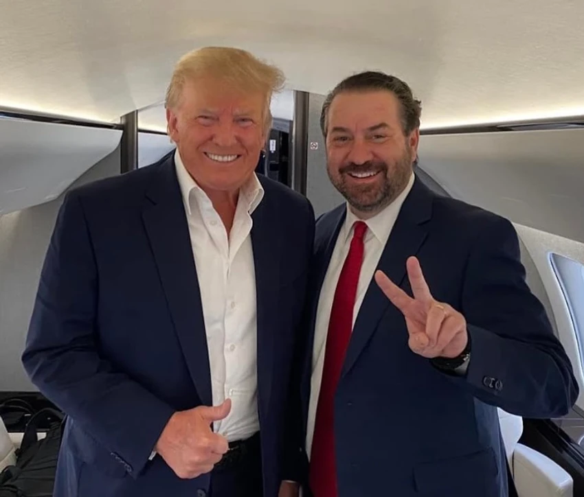 Mark Brnović sa Donaldom Trampom