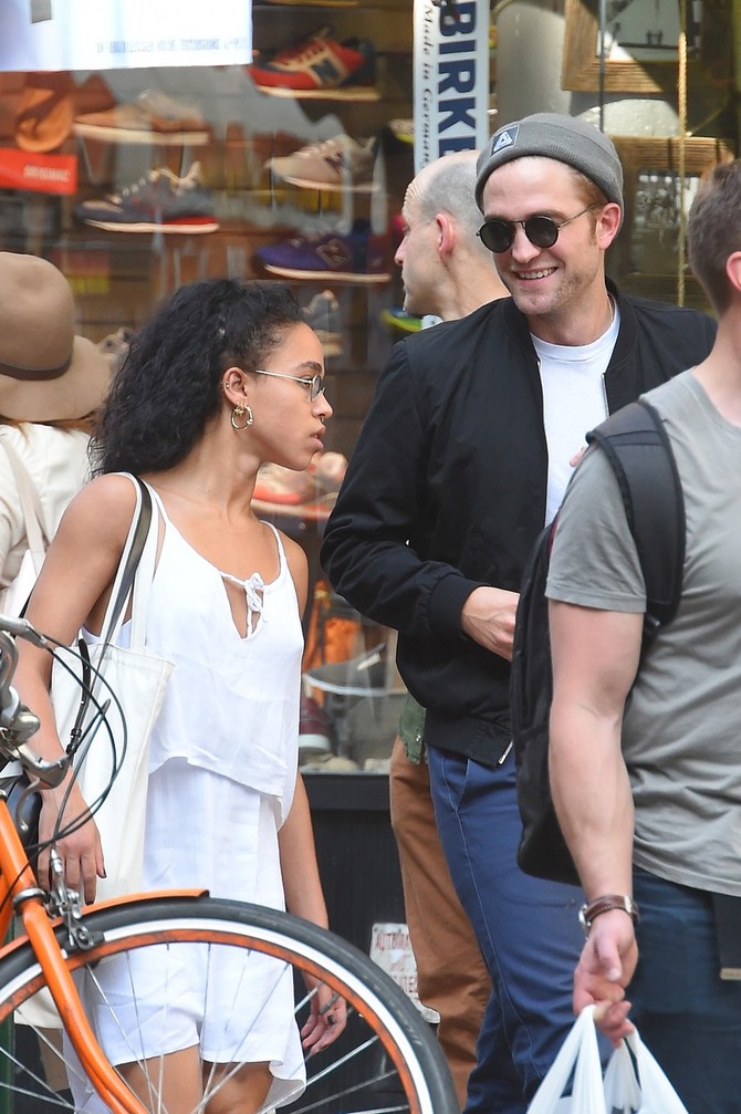 Robert Patinson i FKA Tvigs
