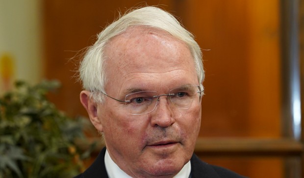 Kristofer Hil 